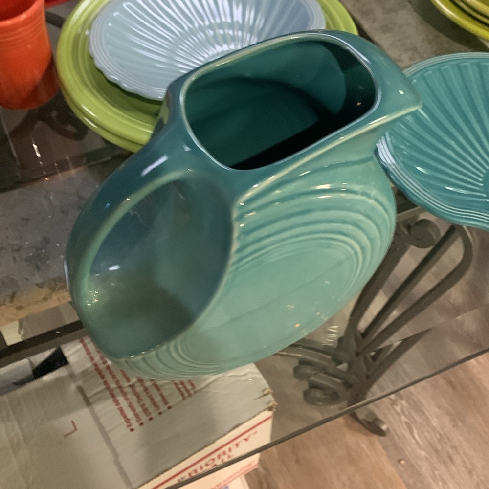 Fiesta Turquoise Large Disk Pitcher - Picture 5 of 5